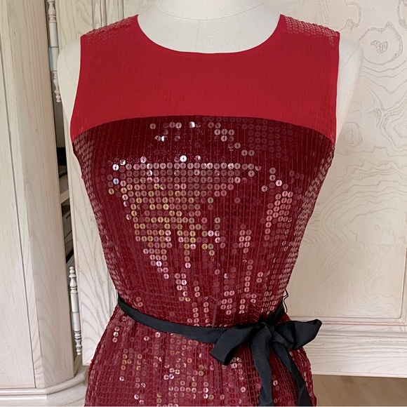 NWT $345 DKNY Sleeveless Red Lacquer Color Block Stretch Sequin Sheath Dress - Picture 9 of 16